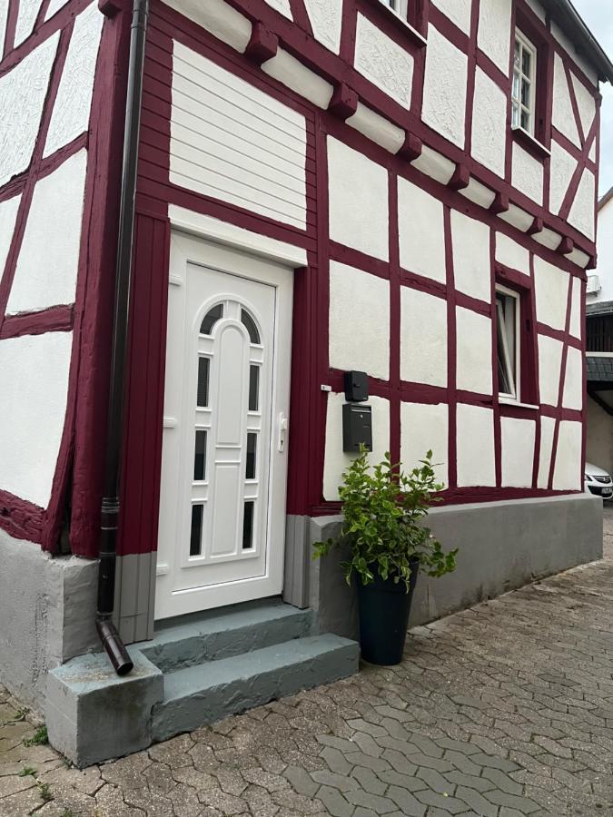 Charmantes denkmalgeschütztes Tiny House am Rhein Rhens Exterior foto